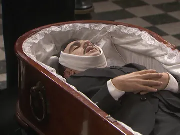 Onésimo, a punto de perder la vida en su propio velatorio Onésimo, a punto de perder la vida en su propio velatorio