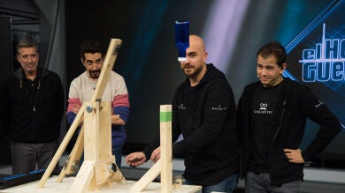 El equipo de ciencia de ‘El Hormiguero 3.0’ pone a prueba el ‘botelleitor plus’