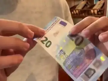 Advierten de la circulación de billetes falsos de 50 euros en Ferrol Advierten de la circulación de billetes falsos de 50 euros en Ferrol