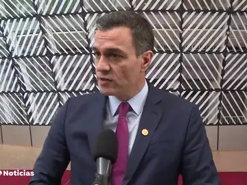 Sánchez agradece a ERC su actitud y critica "a los del no" Sánchez agradece a ERC su actitud y critica "a los del no"
