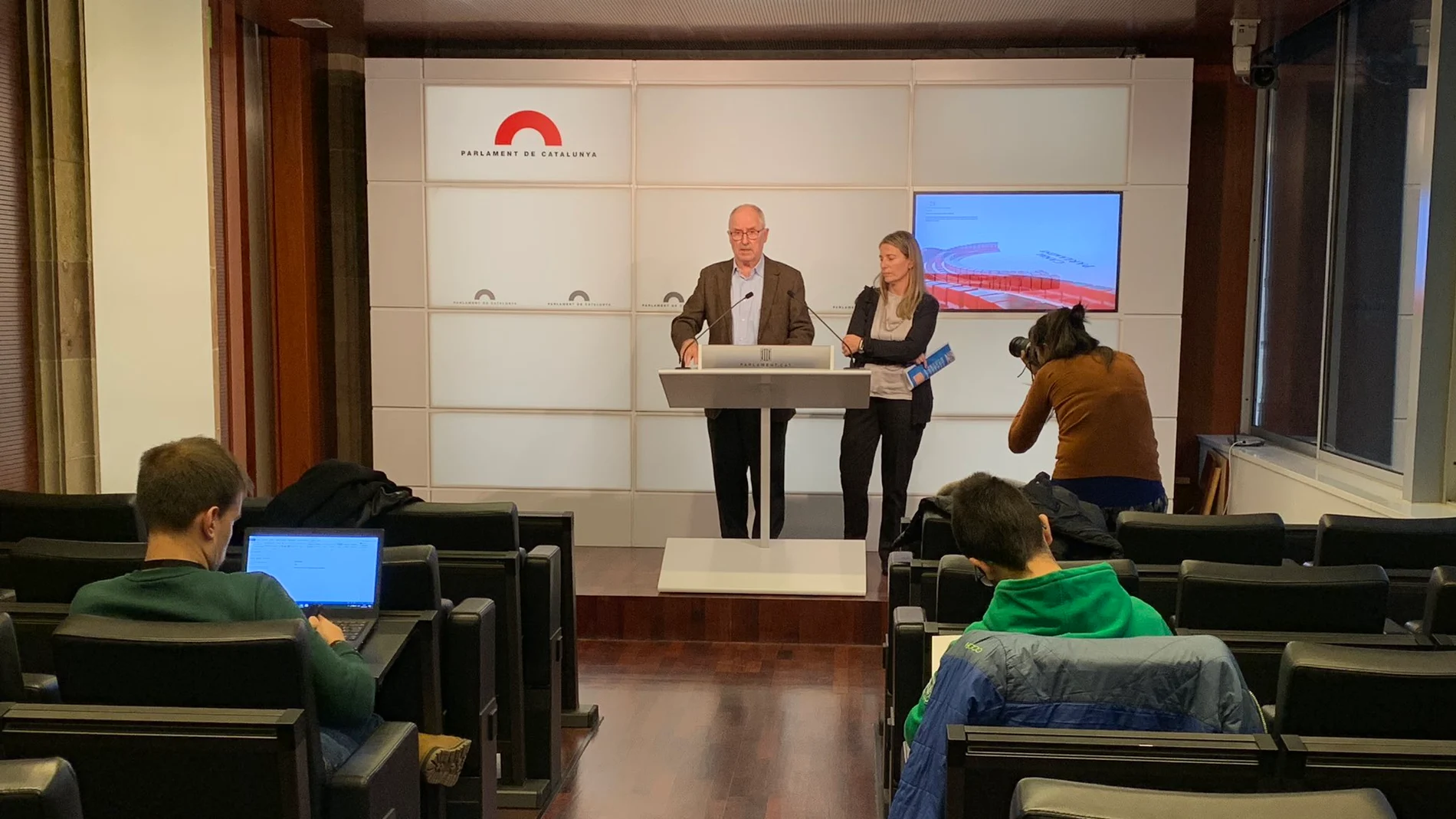 El Síndic de Greuges, Rafael Ribó, durante una rueda de prensa El Síndic de Greuges, Rafael Ribó, durante una rueda de prensa