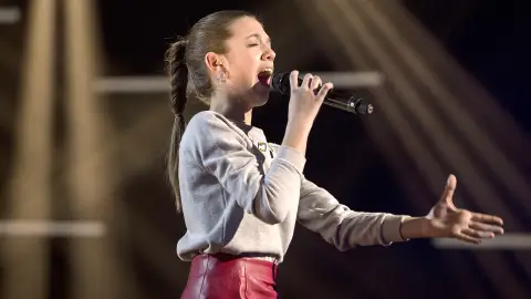 Patricia García canta ‘A que no me dejas’ en la Semifinal de ‘La Voz Kids’ Patricia García canta ‘A que no me dejas’ en la Semifinal de ‘La Voz Kids’