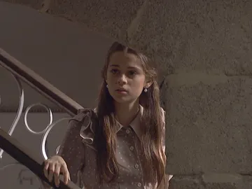 Carolina descubre lo que tanto tiempo llevan ocultándole Carolina descubre lo que tanto tiempo llevan ocultándole