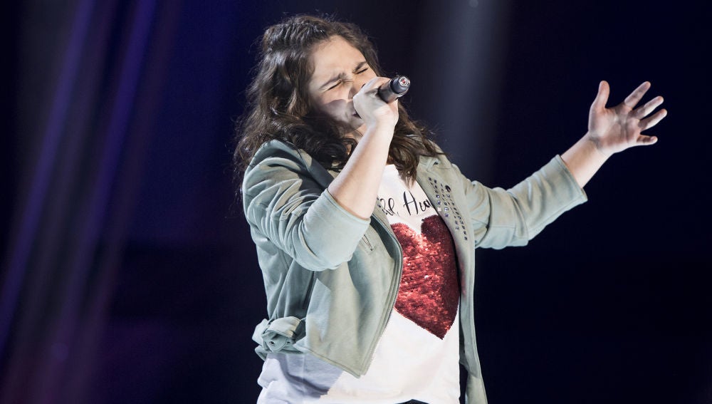 Isabel Marsal canta ‘Lía’ en la Semifinal de ‘La Voz Kids’