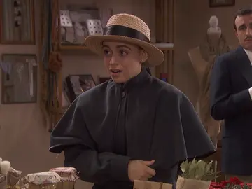 ‘El secreto de Puente Viejo’: Antoñita recorre todo Puente Viejo intentando descubrir que le pasa a Doña Francisca ‘El secreto de Puente Viejo’: Antoñita recorre todo Puente Viejo intentando descubrir que le pasa a Doña Francisca