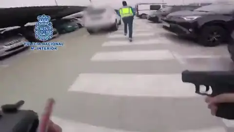 Espectacular detención de tres presuntos narcotraficantes de cocaína por la policía nacional en Alcalá de Henares Espectacular detención de tres presuntos narcotraficantes de cocaína por la policía nacional en Alcalá de Henares