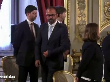 Dimite el ministro italiano de Educación porque no le daban el presupuesto necesario para cumplir sus compromisos