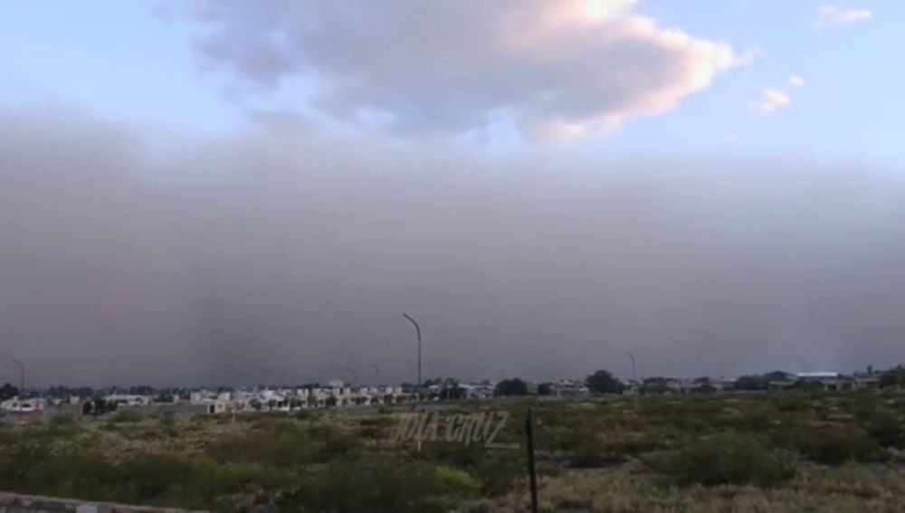 Vídeo de la increíble tormenta de tierra que sacudió a Argentina