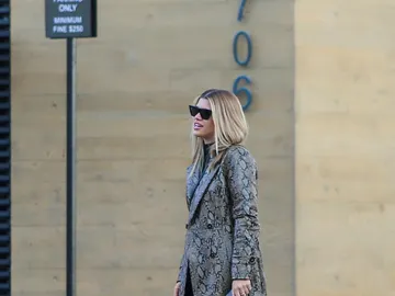 El abrigo de Sofia Richie, muy del estilo de Kim Kardashian El abrigo de Sofia Richie, muy del estilo de Kim Kardashian