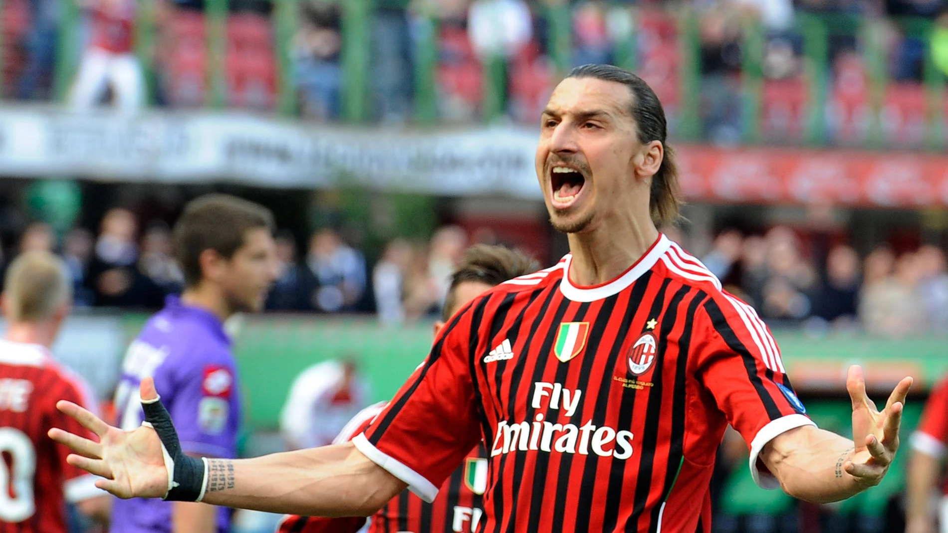 Zlatan Ibrahimovic durante un partido con el AC Milan Zlatan Ibrahimovic durante un partido con el AC Milan
