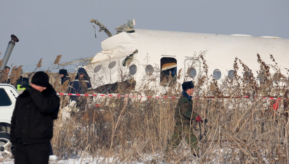 Imágenes del accidente aéreo de Kazajistán