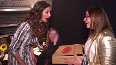 El regalo más dulce a Eva González de una fan malagueña de 'La Voz Kids' 