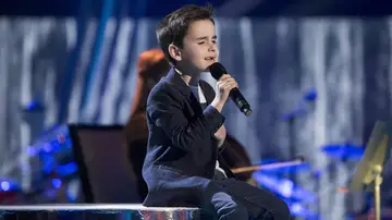 Daniel García canta ‘Cómo mirarte’ en la Gran Final de ‘La Voz Kids’