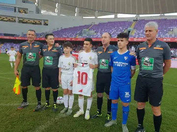 El detalle del Sevilla con el hijo de Reyes El detalle del Sevilla con el hijo de Reyes