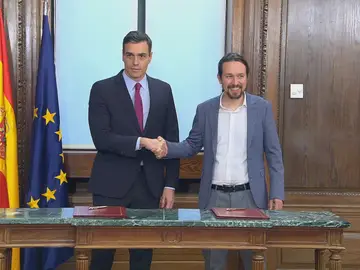 Pedro Sánchez y Pablo Iglesias presentan el programa para su Gobierno de coalición Pedro Sánchez y Pablo Iglesias presentan el programa para su Gobierno de coalición
