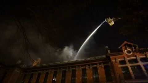 Dos heridos por el incendio en el Hospital de Basurto de Bilbao