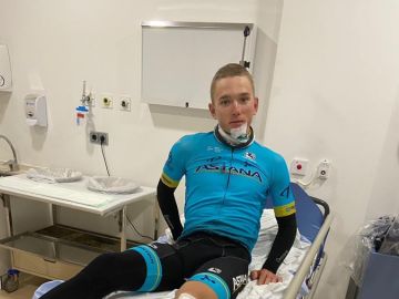 El ciclista Vadim Pronskiy tras sufrir un atropello mientras entrenaba en Altea