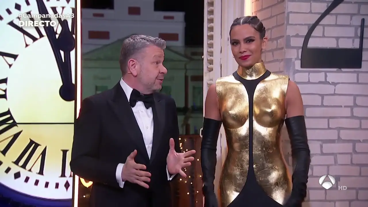 Las Campanadas 2019 con Cristina Pedroche y Alberto Chicote
