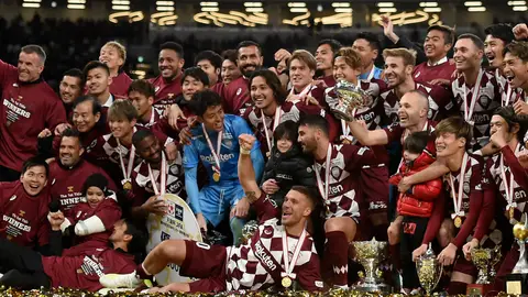 El Vissel Kobe celebra su triunfo en la Copa Del Emperador El Vissel Kobe celebra su triunfo en la Copa Del Emperador