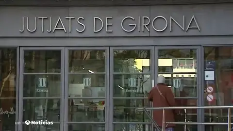 La parricida de Girona dio a su hija 80 pastillas antes de meterla en la bañera La parricida de Girona dio a su hija 80 pastillas antes de meterla en la bañera