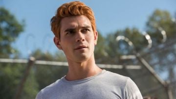 KJ Apa como Archie en 'Riverdale'