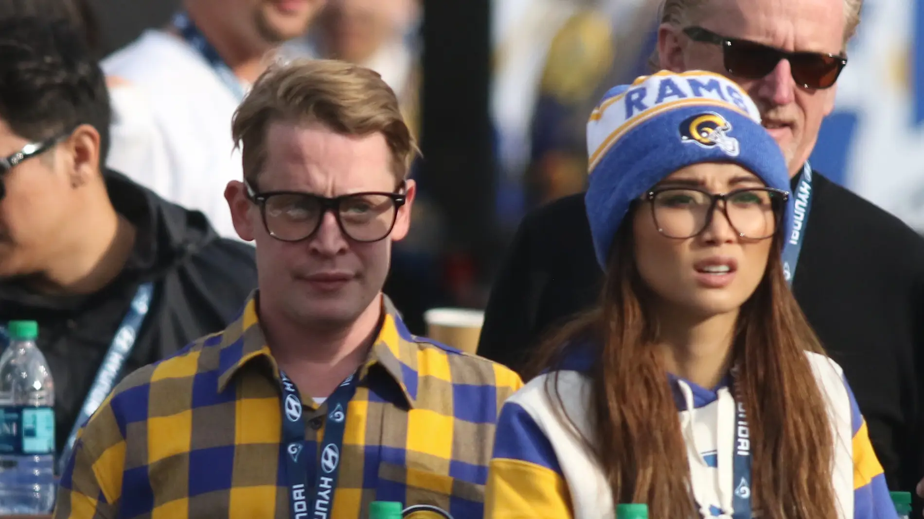 Macaulay Culkin y Brenda Song en Los Ángeles