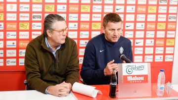 Djukic y Maestro en la rueda de prensa después del entreno