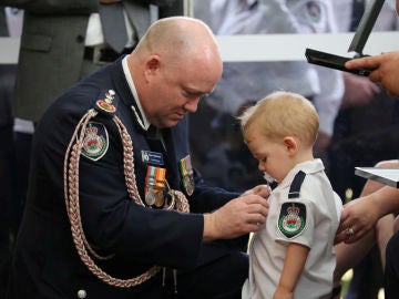 El emotivo homenaje a uno de los bomberos muertos en los incendios de Australia