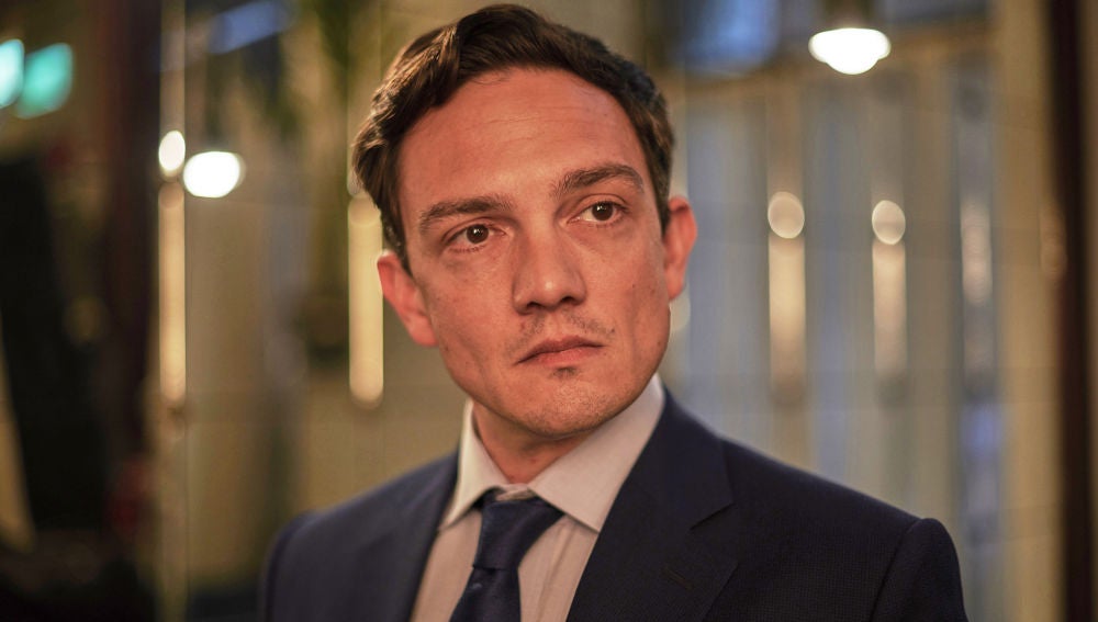 Sebastian Armesto es Patrick Day en 'El cazafortunas'