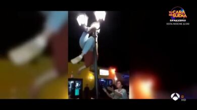 El vídeo en el que una joven practica 'faroling' se hace viral y desata la polémica en redes sociales