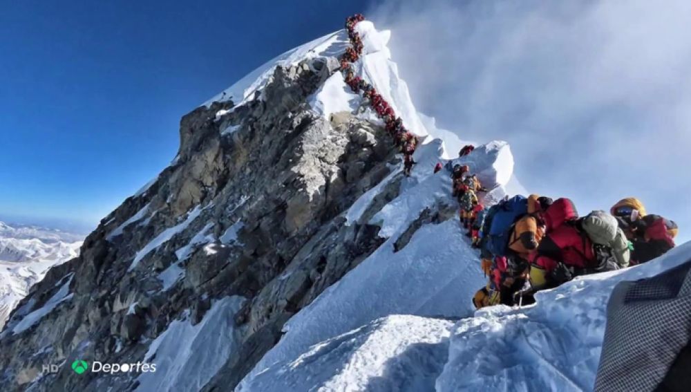 El nuevo 'plan de choque' que tratará de evitar más muertes en el Everest