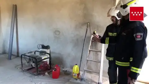 Un joven muerto y tres intoxicados graves en una casa rural en Madrid Un joven muerto y tres intoxicados graves en una casa rural en Madrid