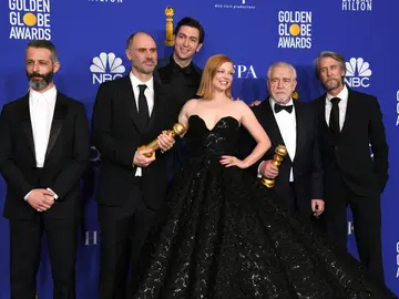 El equipo de 'Sucession' en los Globos de Oro 2020 El equipo de 'Sucession' en los Globos de Oro 2020
