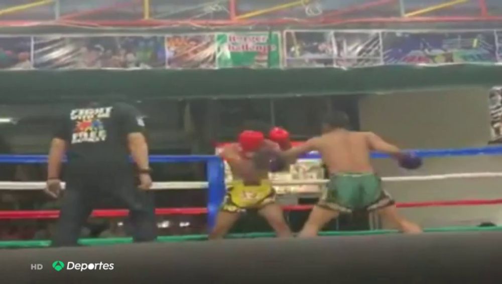 El derechazo viral con el que un luchador de muay thai noqueó a su rival 