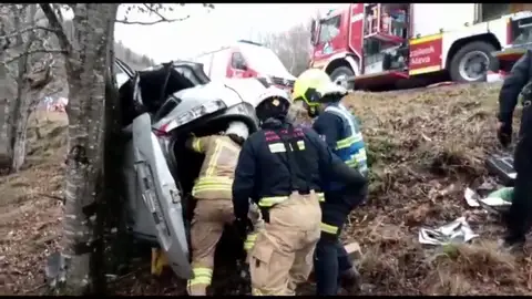 Repunte en las víctimas mortales de tráfico esta Navidad: son diez más que el año pasado Repunte en las víctimas mortales de tráfico esta Navidad: son diez más que el año pasado