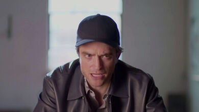  Robert Pattinson habla sobre Willem Dafoe en el rodaje de 'El Faro': 