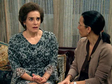 La confesión de Benigna que deja sin palabras a Manolita y Marcelino La confesión de Benigna que deja sin palabras a Manolita y Marcelino