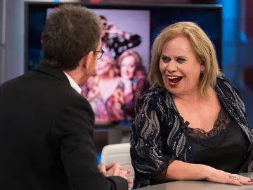 Carmina Barrios y sus 'amigas verdejas', el grupo que escandaliza a Pablo Motos en 'El Hormiguero 3.0' Carmina Barrios y sus 'amigas verdejas', el grupo que escandaliza a Pablo Motos en 'El Hormiguero 3.0'