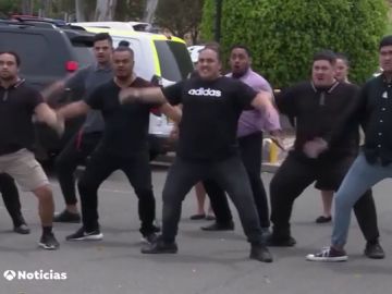 Haka en Australia por un bombero fallecido