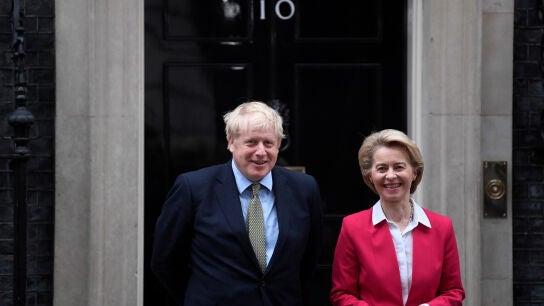 Ursula von der Leyen y Boris Johnson