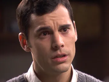La tensa pregunta de Pablo para unir las piezas de su pasado La tensa pregunta de Pablo para unir las piezas de su pasado