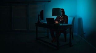 Amenazas hacker en nuestro m&oacute;vil.