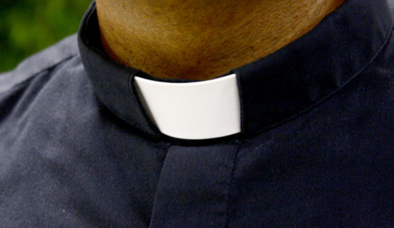 Sacerdote de la Iglesia cat&oacute;lica