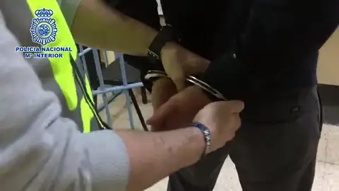Liberada una mujer secuestrada y maltratada por su pareja en Madrid Liberada una mujer secuestrada y maltratada por su pareja en Madrid
