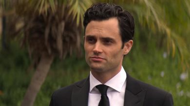 ¡Ya tenemos foto! El dulce momento de Penn Badgley ('You') con su hijo recién nacido