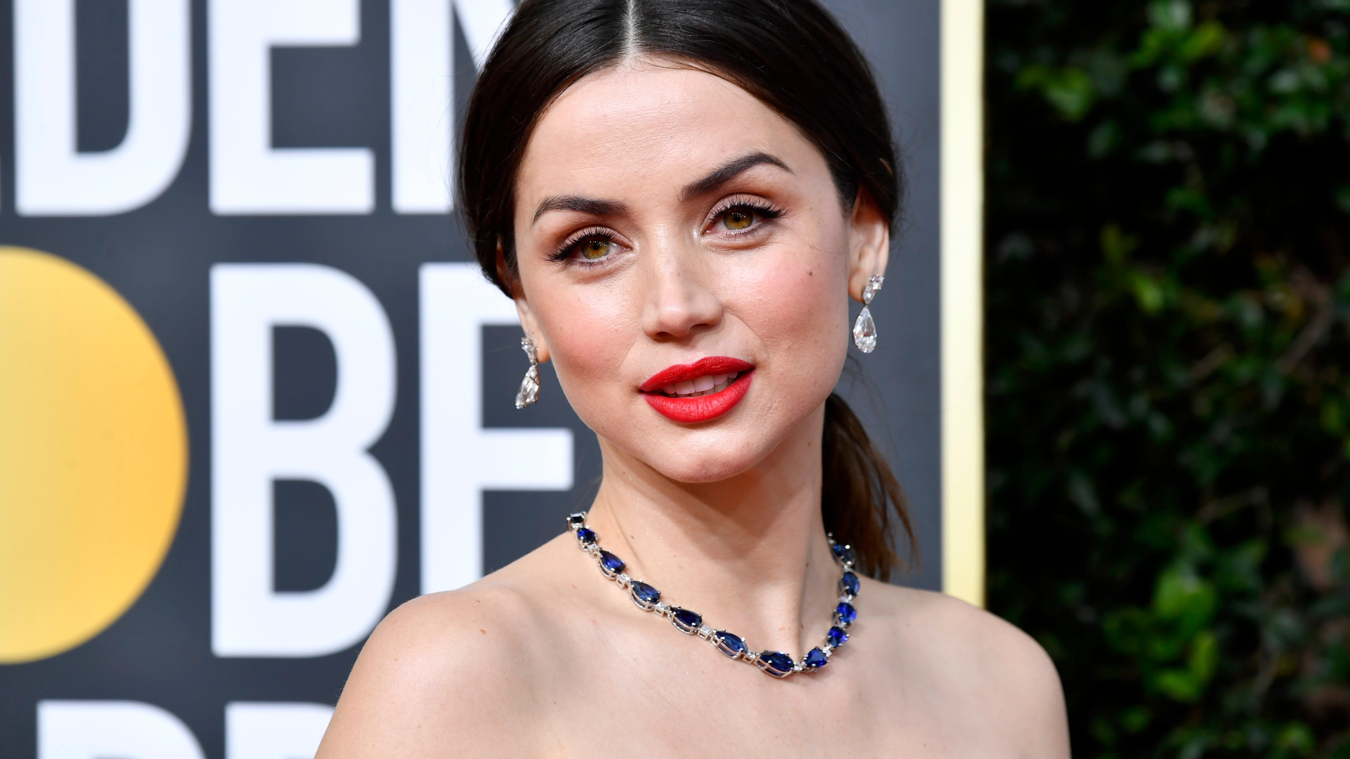 Ana de Armas en los Globos de Oro