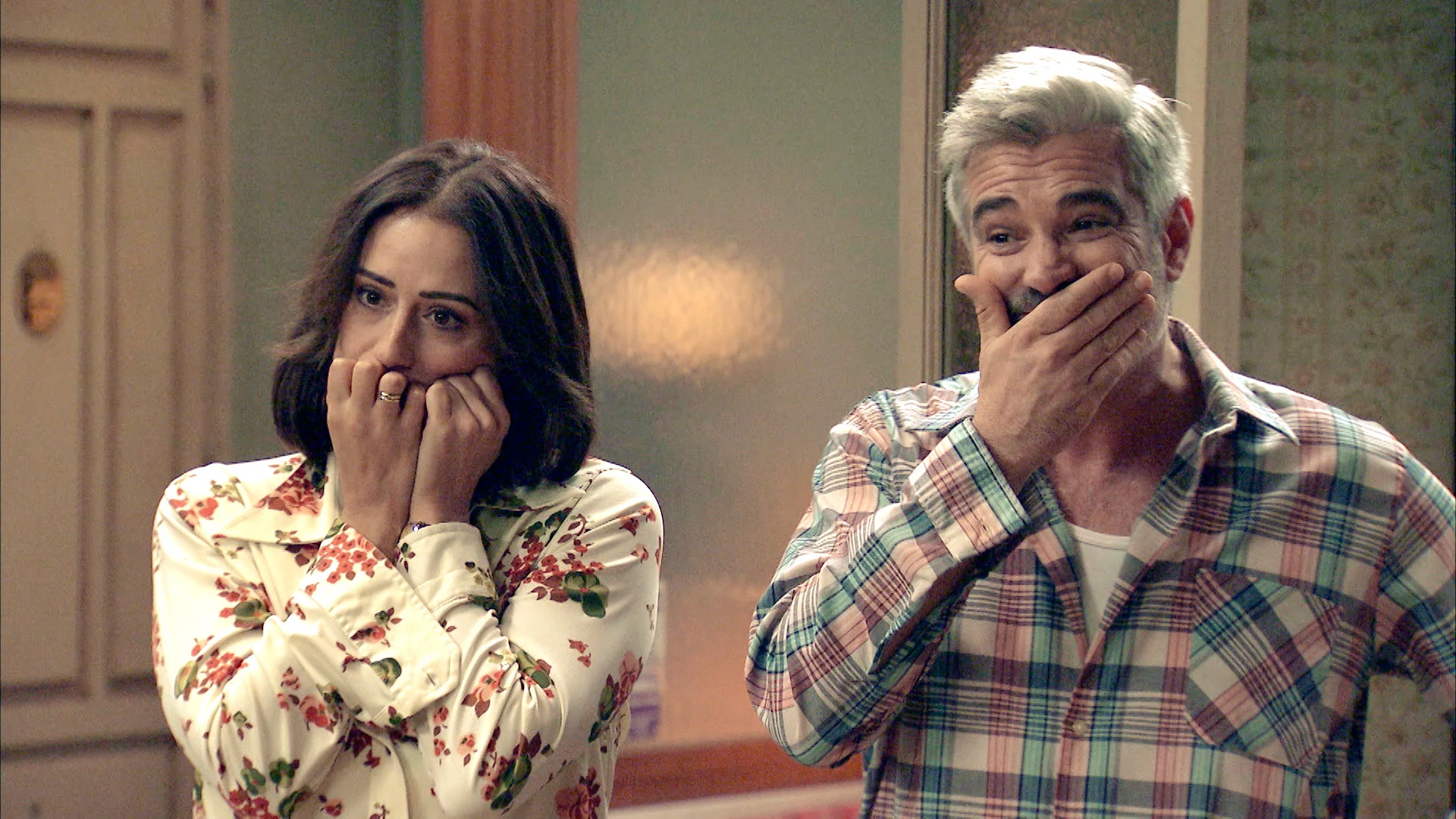 Manolita sorprende a Lenin y Cristina en una situación muy embarazosa