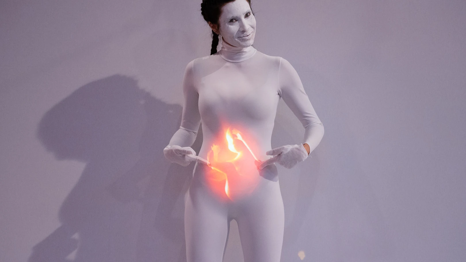 El cuerpo de Pilar Rubio se convierte en un sorprendente lienzo en 'El Hormiguero 3.0' El cuerpo de Pilar Rubio se convierte en un sorprendente lienzo en 'El Hormiguero 3.0'