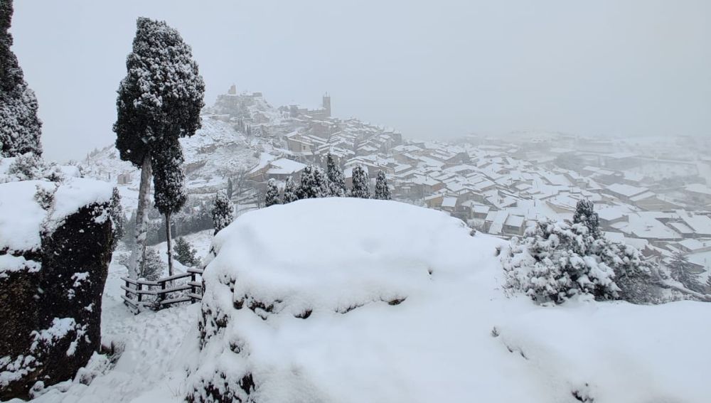 La nieve ha llegado a La Fresneda