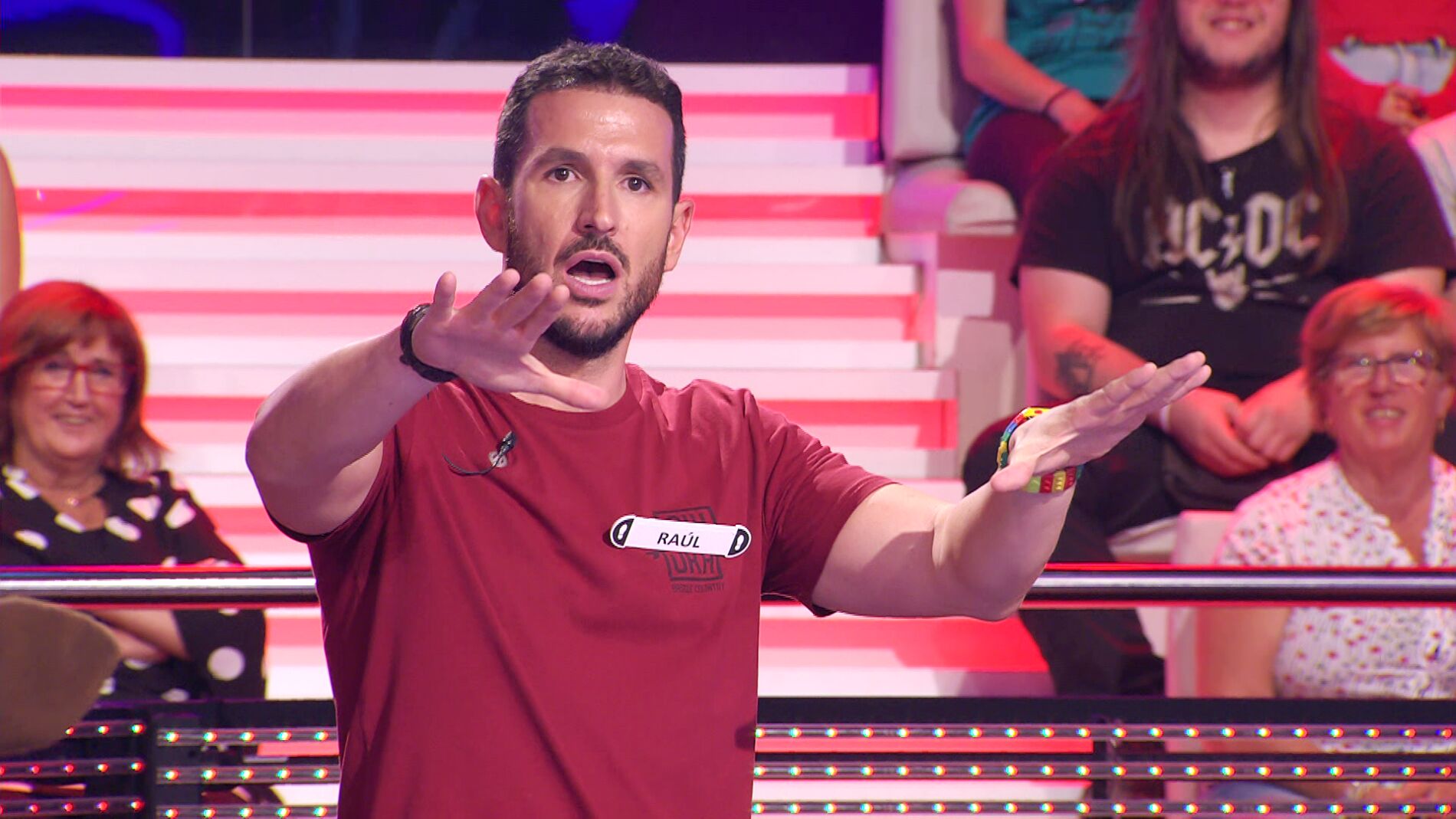 Ra&uacute;l demuestra en '&iexcl;Ahora caigo!' c&oacute;mo son sus clases de spinning